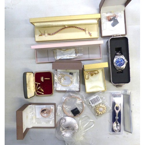 314 - Small collection of costume jewellery including boxed Veronese gold plated 925 silver bracelet, Diam... 