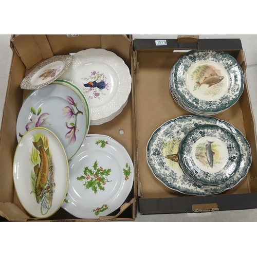 569 - The Royal Worcester Group 'Palissy' Games Series various fish patterns to include serving platter, s... 