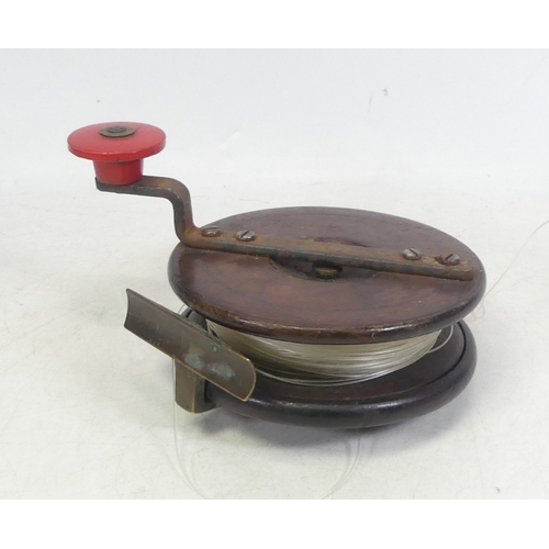 228 - Early 20th Century Starback Fishing Reel