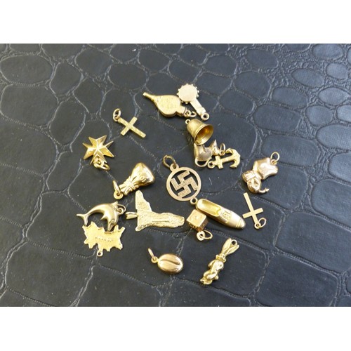 768 - Group of 9ct gold charms and pendants, combined 12.6g.