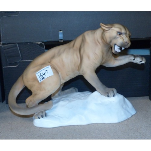 85 - Beswick Puma on rock 1702 Height 22cm