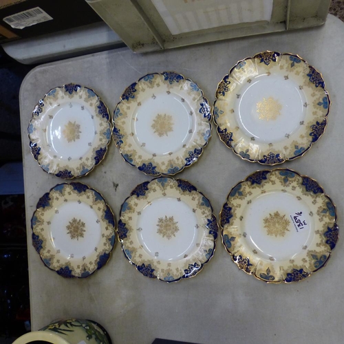 208 - Set of 6 Continental Viersa cabinet plates, diameter 22cm (6).