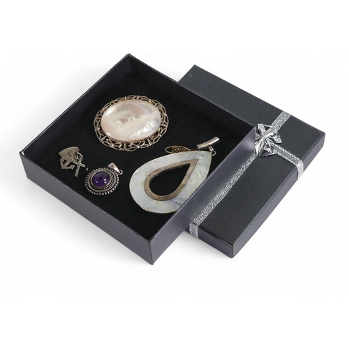 887 - A collection of Silver jewellery including stone set brooches, pendant, gold plated pendant, etc