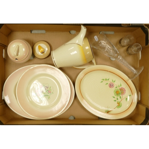 647 - A mixed selection to include:- Clarice Cliff oval platter with floral design, together with Susie Co... 