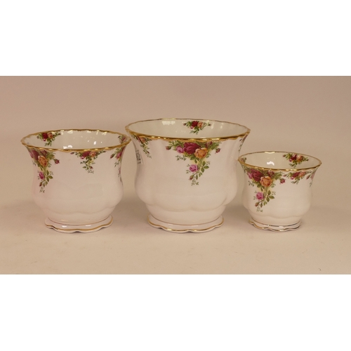 362 - Royal Albert 'Old Country Roses' a set of graduated sized footed Plant Pots; Tallest:-15cm (3)