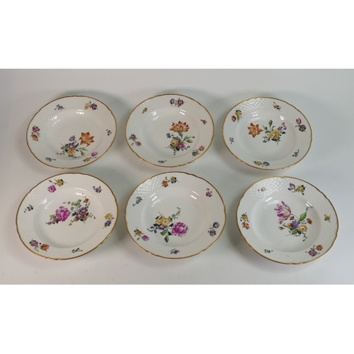 478 - Royal Copenhagen Bing and Grondahl porcelain set of plates & tureen (A/F), hand painted in the Dresd... 