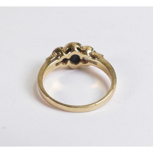 815 - 18ct gold sapphire and diamond ring, size O, 3.6g.