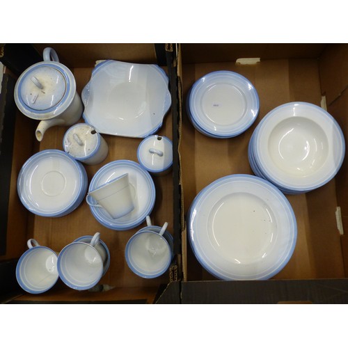 402 - Shelley tea and dinnerware in the 12474 pattern, Regent shape, including tea cups and saucers, side ... 