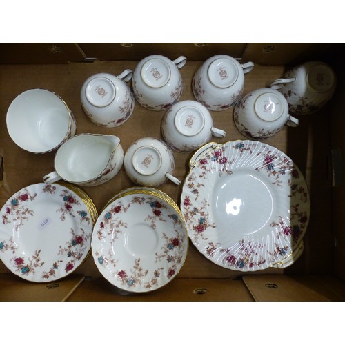 381 - Minton Ancestral pattern tea set of 21 pieces (1 tray).