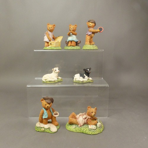 223 - A collection of Beswick Bears to include Emily BB011, Harry BB003, Lizzy BB010, Bobby BB004 and Susi... 