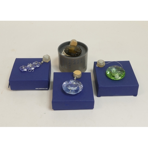 139 - Swarovski Crystal Window Sun Catchers to include:- Circular Green Crystal Bamboo 2008 (905542), Circ... 