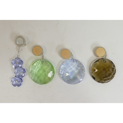 139 - Swarovski Crystal Window Sun Catchers to include:- Circular Green Crystal Bamboo 2008 (905542), Circ... 