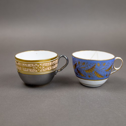42 - A collection of 18th and 19th century porcelain tea cups in various patterns from different manufact... 