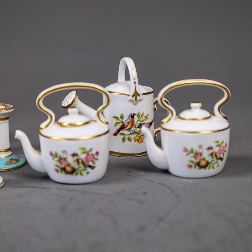 A collection of Spode miniature trinket pieces in various patterns, to ...