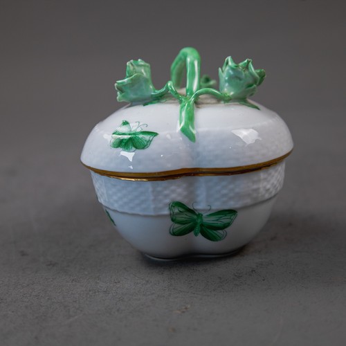 Herend porcelain trinket box 'Apponyi Green' style lidded leaf design ...