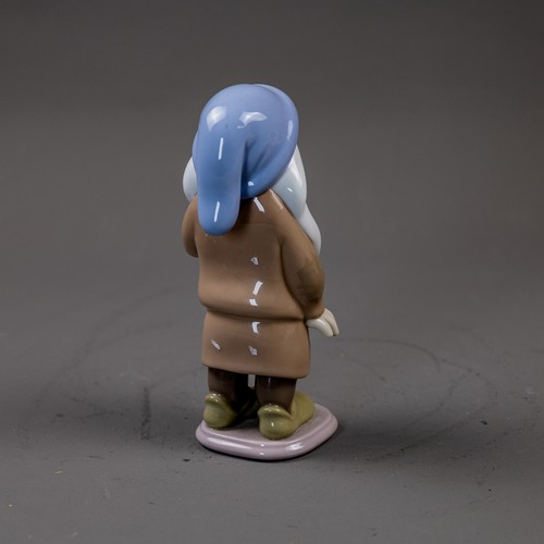 A Lladro Disney figure, 'Sleepy' from Snow White and the Seven Dwarfs ...