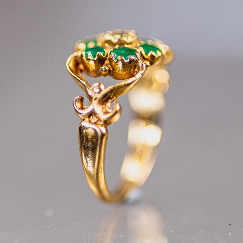 9ct gold emerald & diamond daisy set ring, size L/M, 3.2g.