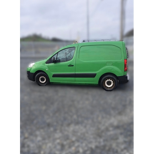 9 - 2010 Peugeot van 
Colour; Green
Good going van 
1.6 Diesel
Tested until 09/2024