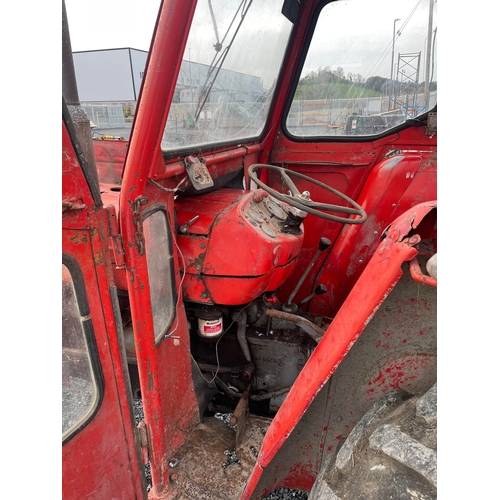 225 - 1971 Massey Ferguson 135 
1 Owner from new 
Good Engine, Gear box & Lift 
Straight front axel