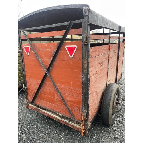 194 - 9x5ft Wodden cattle Trailer