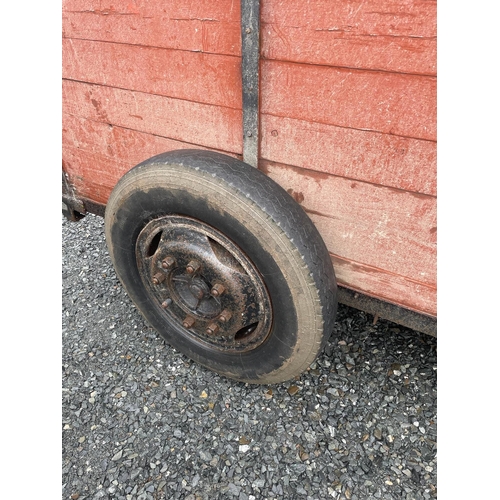 194 - 9x5ft Wodden cattle Trailer