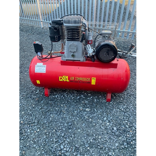 277 - Air compressor 
Like new in very good condition 
Selling due no fault of its own