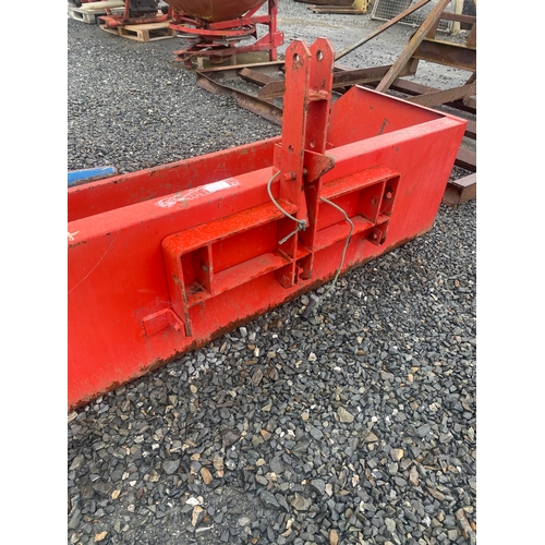 Lot 32        
