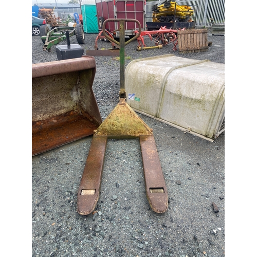 Lot 35        