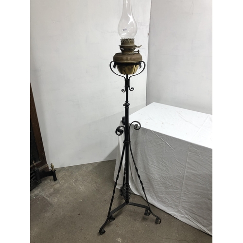 115 - Victorian telescopic oil lamp 2 metres high fully extended