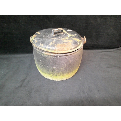 58 - Large enamel pot 29cm high