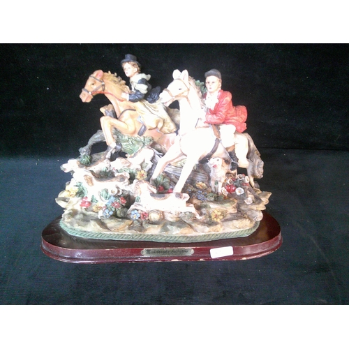 102 - Large hunting group figurine 28cm X 32cm