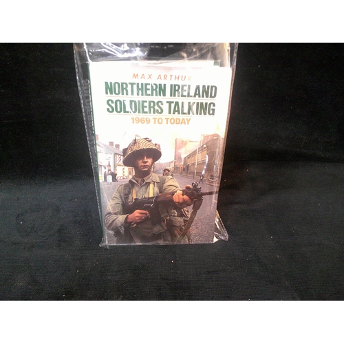 112 - Book Northern Ireland Soldiers Talking by Max Arthur