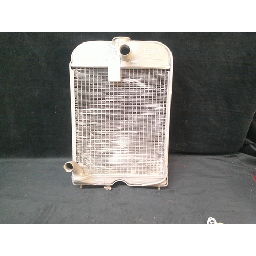 119 - T20 Ferguson radiator