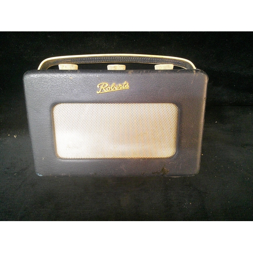 79 - Roberts transistor radio