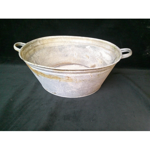 63 - Galvanised bath pan 61cm X 22cm