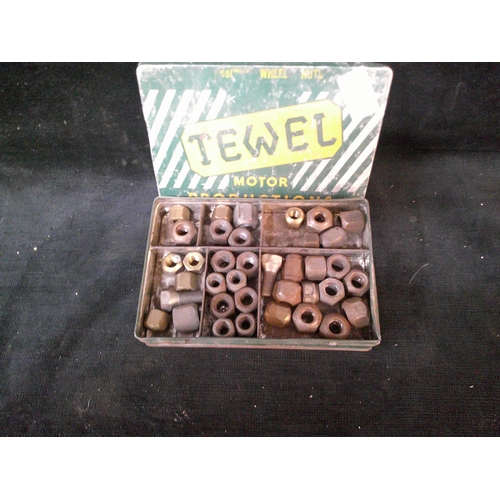 41 - Tewel box of wheel nuts