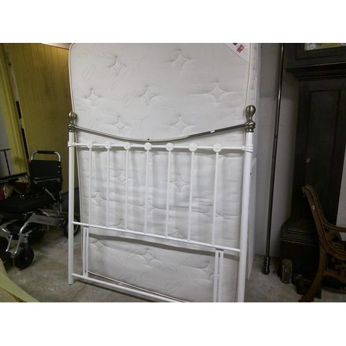 200 - Orthopaedic double divan bed & headboard