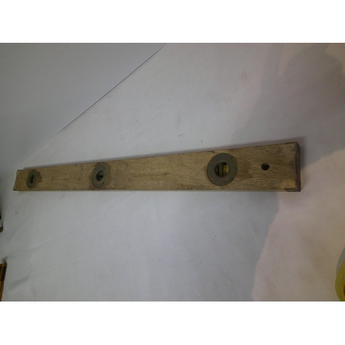 212 - Vintage wood & brass spirit level