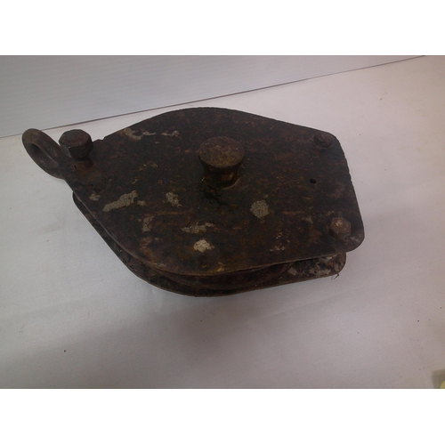 60 - Large cast iron pulley wheel 45cm X 28cm