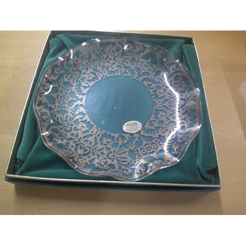 277 - Chance glass plate 25cmD