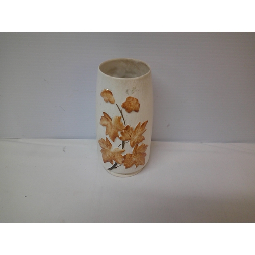 18 - Crown Winsor vase 26cmH