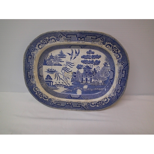 39 - Victorian willow pattern platter 45cmW