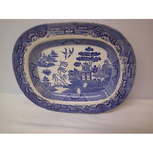 40 - Victorian willow pattern platter 46cmW