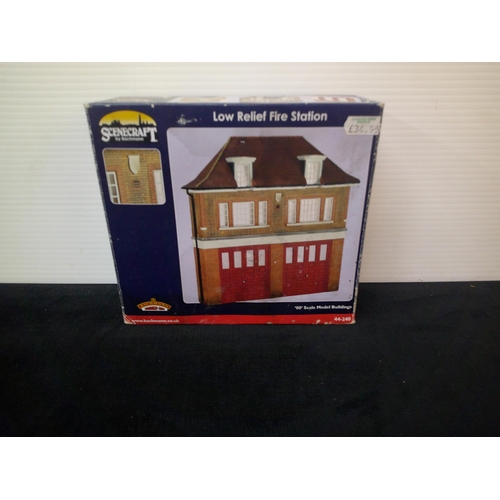 Lot 25        