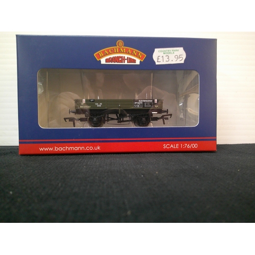 64 - A Bachmann branch line model railway trailer scale 1:76 / 00