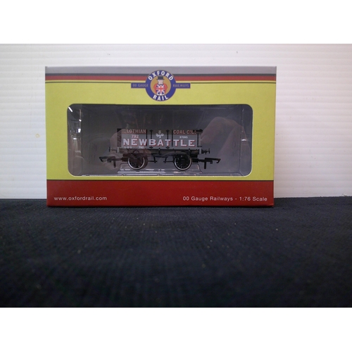 78 - An Oxford Rail railway coal trailer 00 gauge 1:76 scale