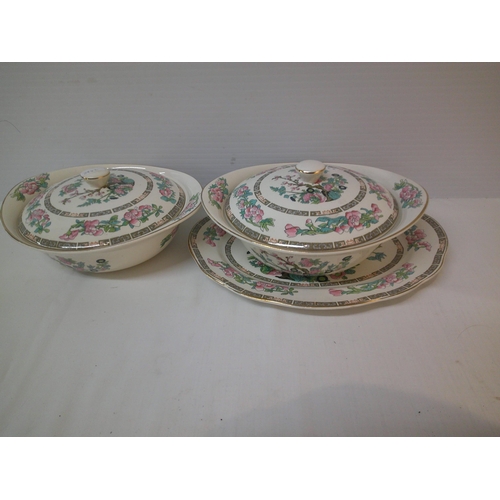 226 - Two Old Foley vegetable dishes - 23cmW each & plate - 28cmW