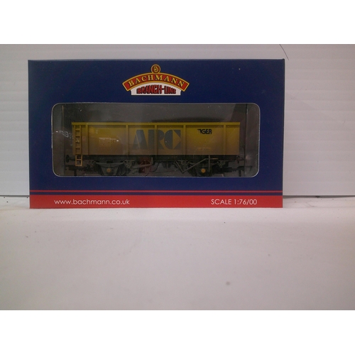 43 - New Bachmann boxed model railway POA mineral wagon 1:76/00