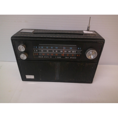 99 - A transistor radio