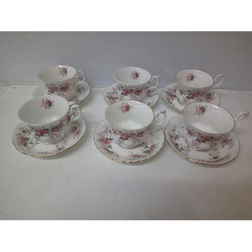 264 - Six Royal Albert - Lavender Rose - cups and saucers